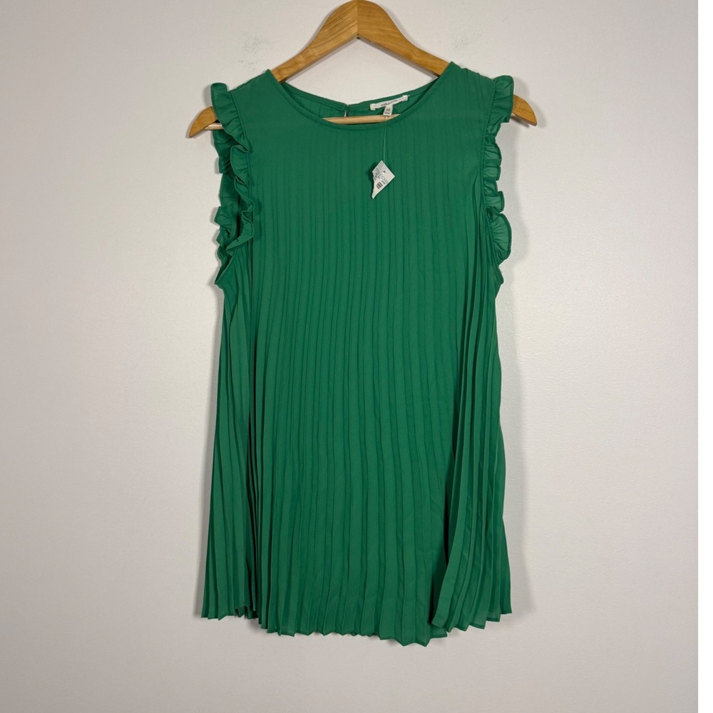 Boho Maurices Womens 0X Pleated Ruffle Sleeveless Blouse Green Keyhole Back NEW